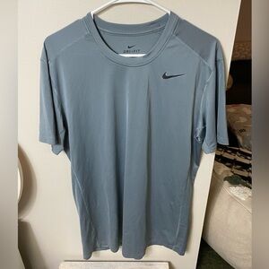Nike Men's Dri-Fit Large Grey Shirt